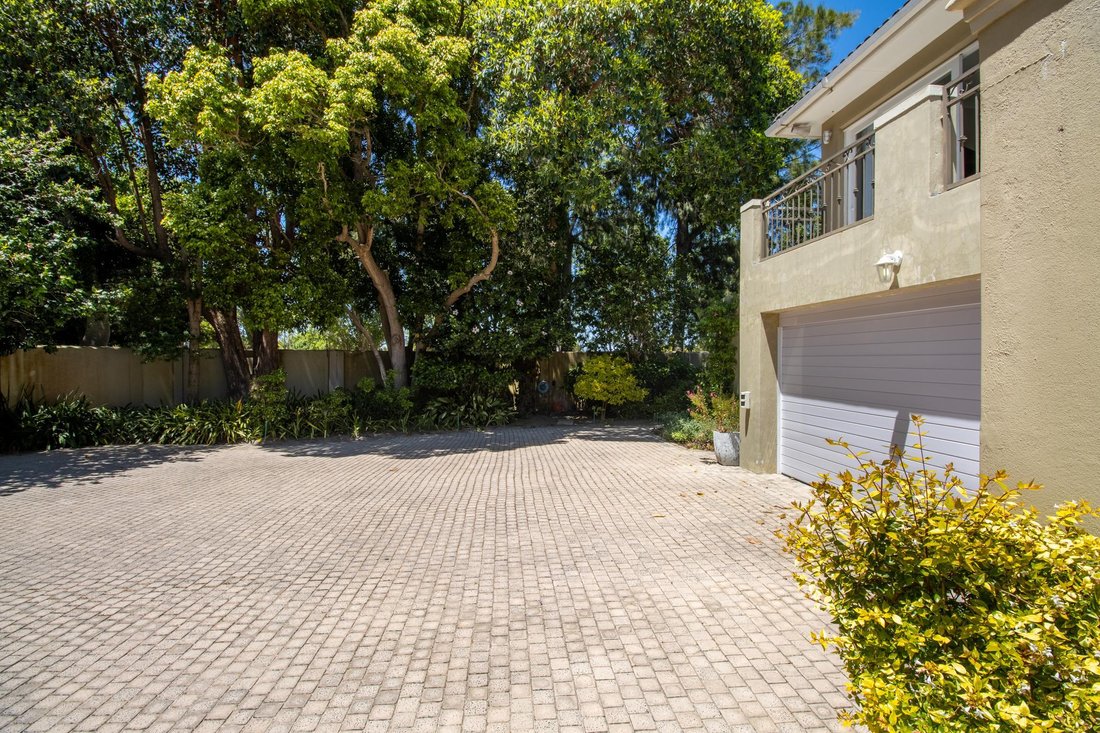 House in Cape Town, Western Cape, South Africa 4 - 16758355