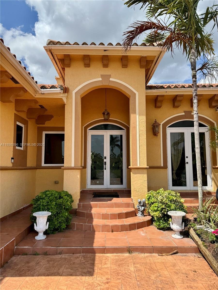 House in Miami, Florida, United States 2 - 16760543