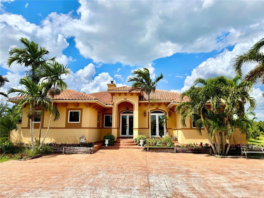 House in Miami, Florida, United States 1 - 16760543