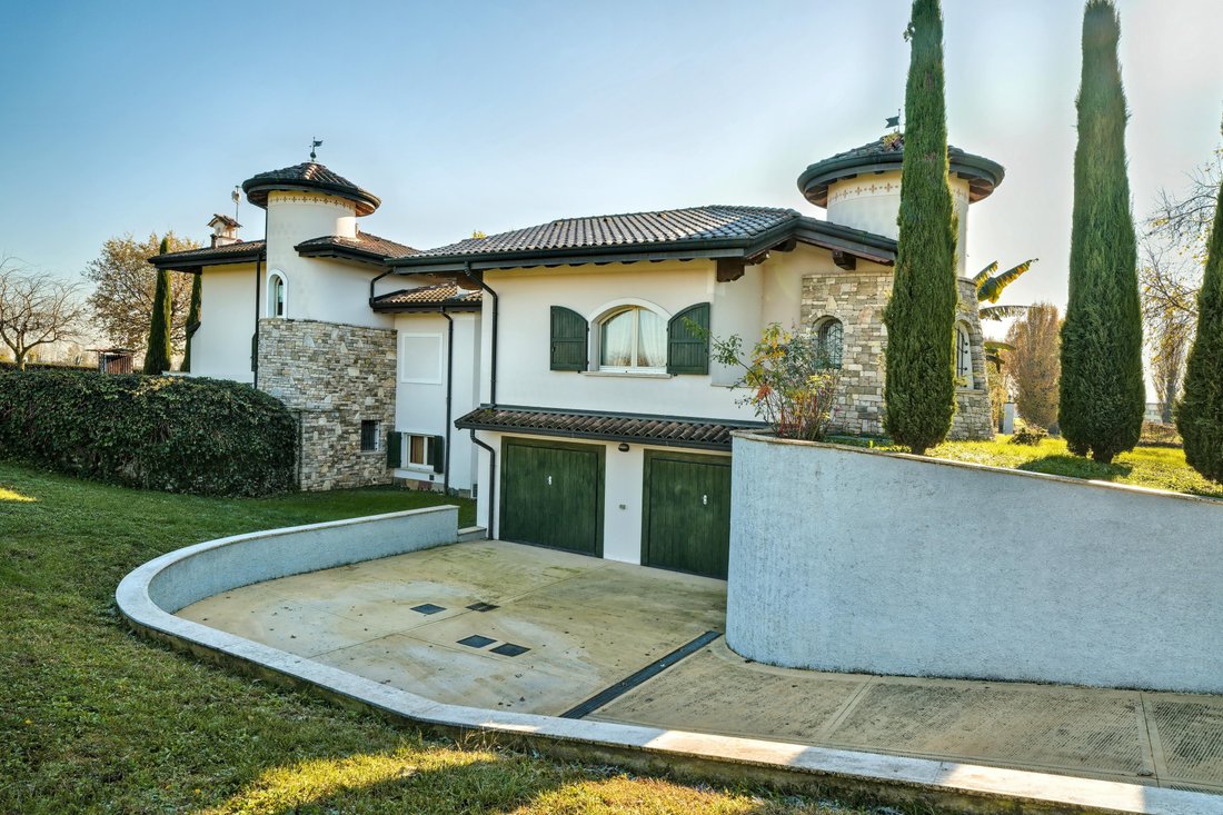 Villa in Martinengo, Lombardy, Italy 1 - 16752957
