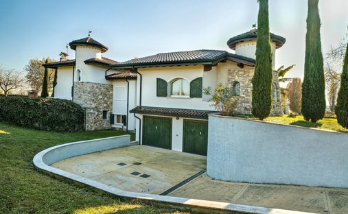 Villa in Martinengo, Lombardy, Italy 1