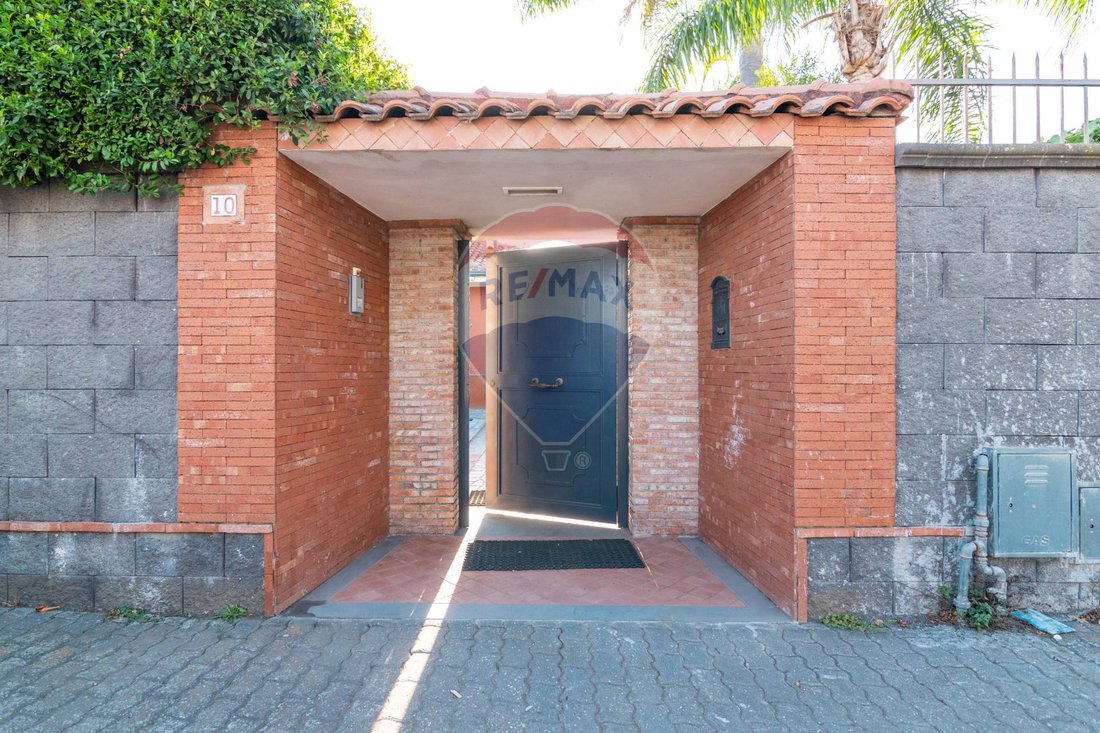 Villa in San Giovanni La Punta, Sicily, Italy 5 - 16763170