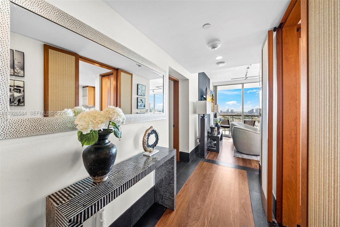 Condo in Miami Beach, Florida, United States 4 - 16763625