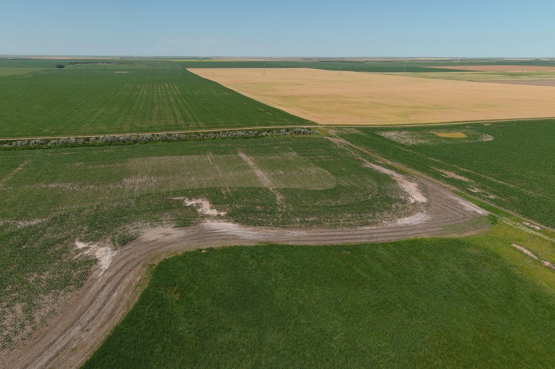 Land in Pierre, South Dakota, United States 5 - 16754890