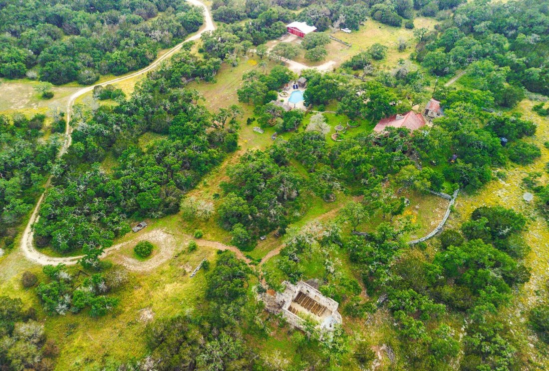 Land in Wimberley, Texas, United States 2 - 16760825