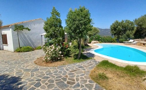Villa in Rudalza, Olbia, Italien 1