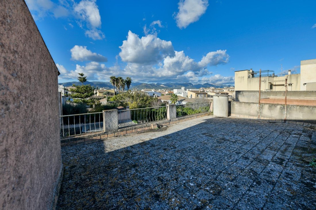 House in Santa Maria del Cami, Balearic Islands, Spain 3 - 16760256