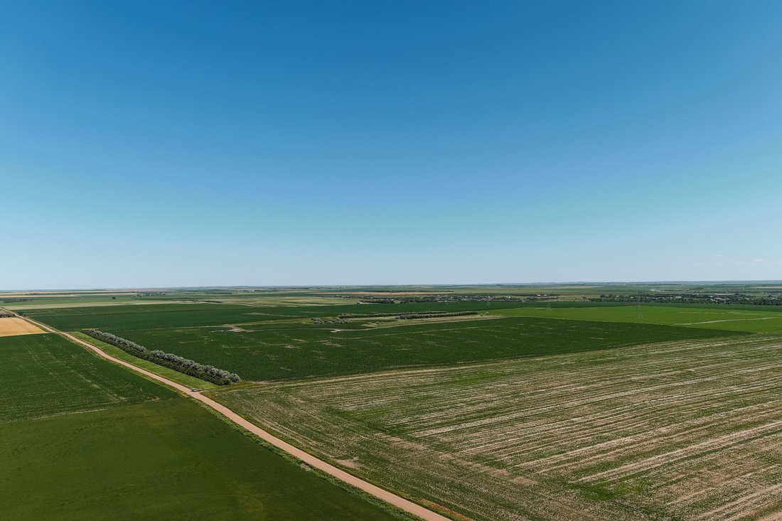 Land in Pierre, South Dakota, United States 3 - 16754890