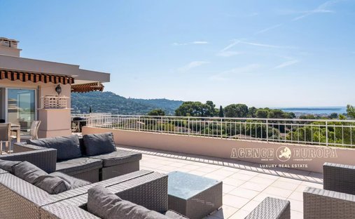 Apartment in Moulieres, Le Cannet, France 1