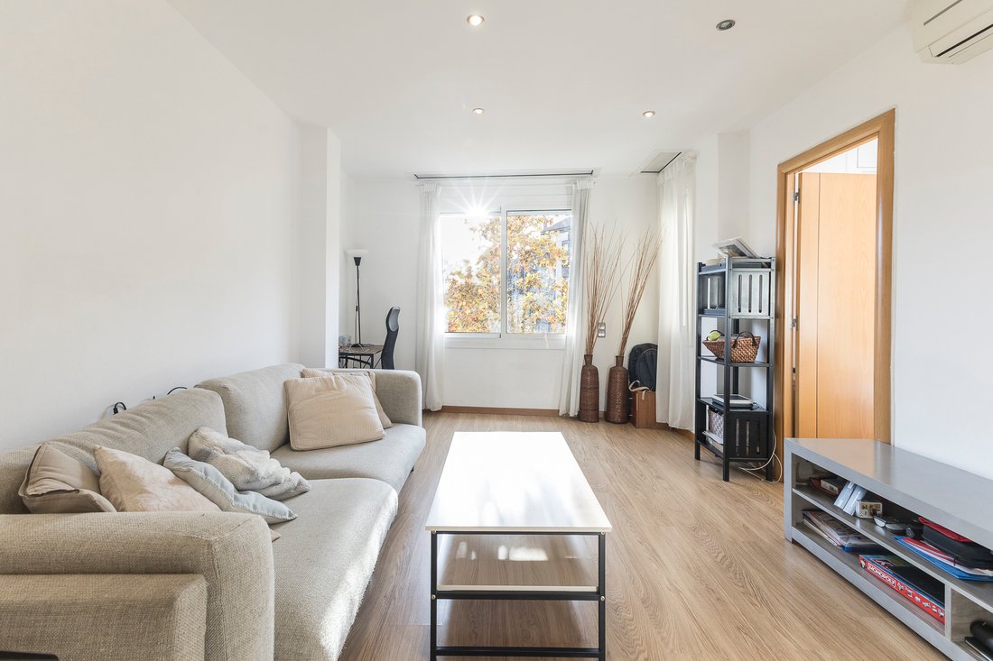 Apartment in Eixample, Barcelona, Spain 2 - 16757953