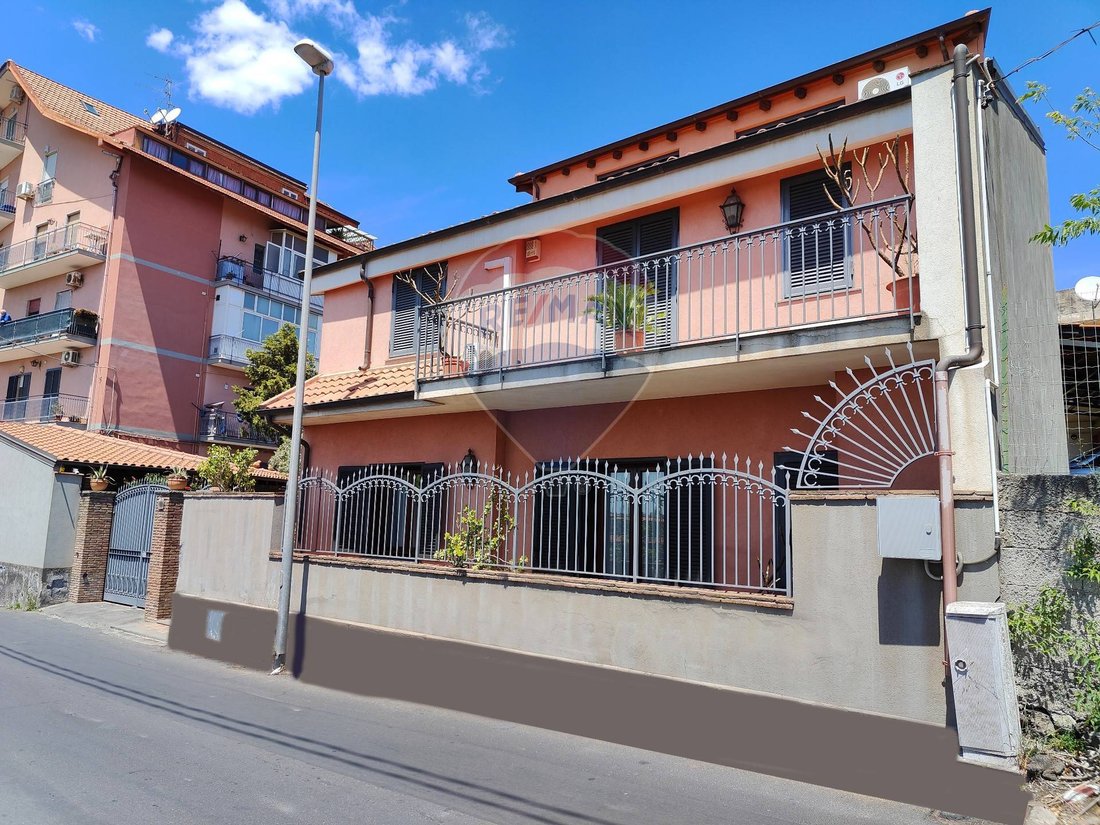 Villa in Misterbianco, Sicily, Italy 1 - 16763204