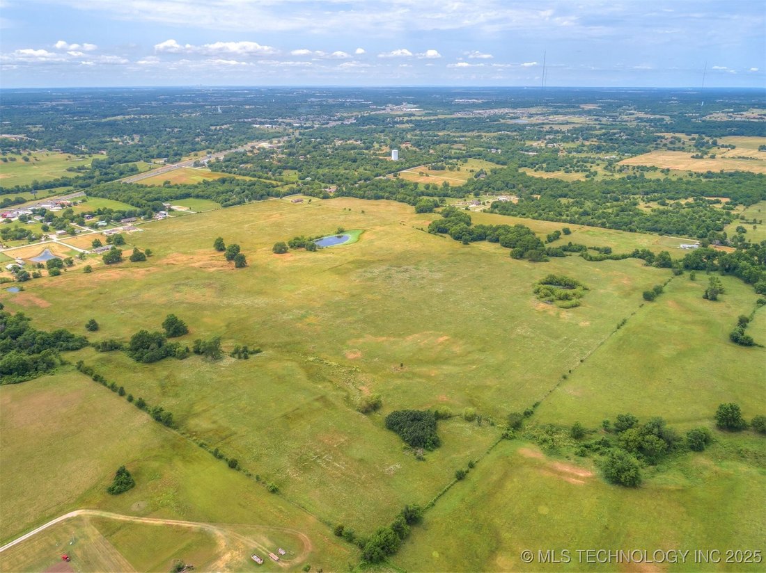 Land in Coweta, Oklahoma, United States 1 - 16754311