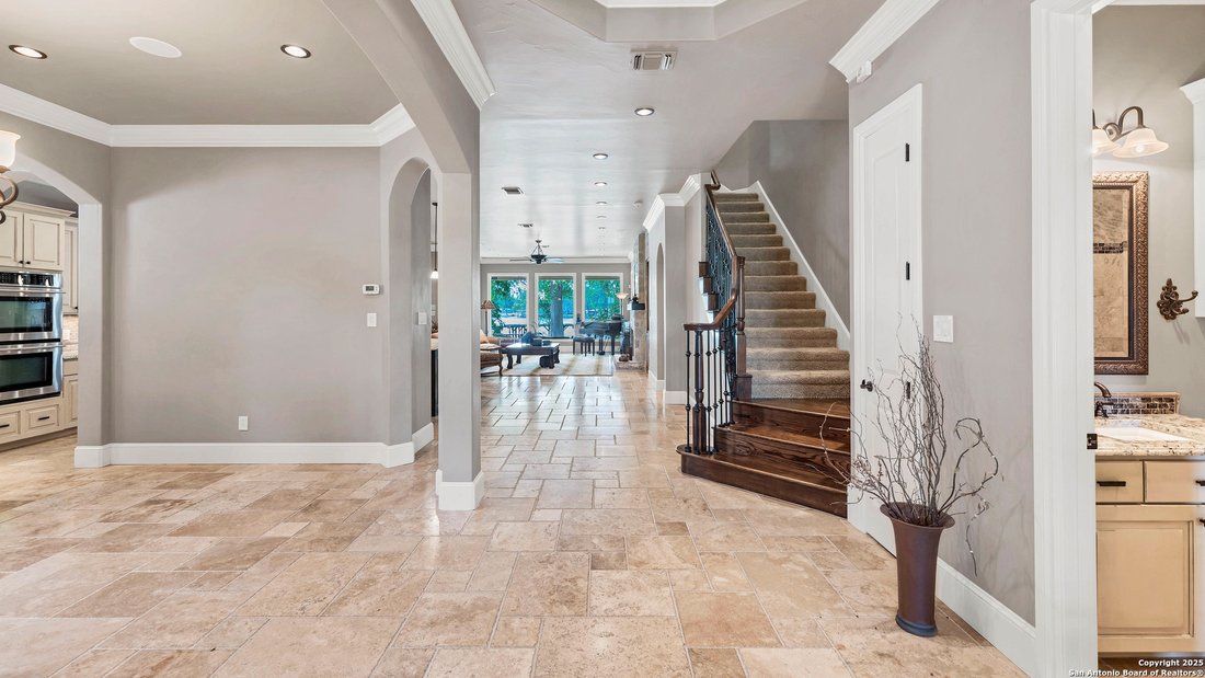 House in New Braunfels, Texas, United States 4 - 16754102