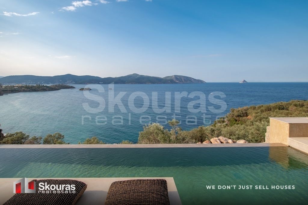 Villa in Poros, Attica, Greece 2 - 16727599