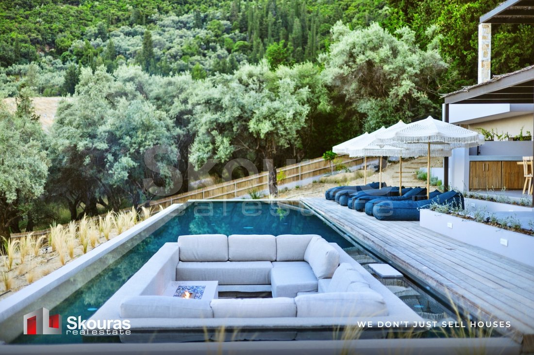 Villa in Neoxoriou, Ellomenos, Greece 5 - 16727611