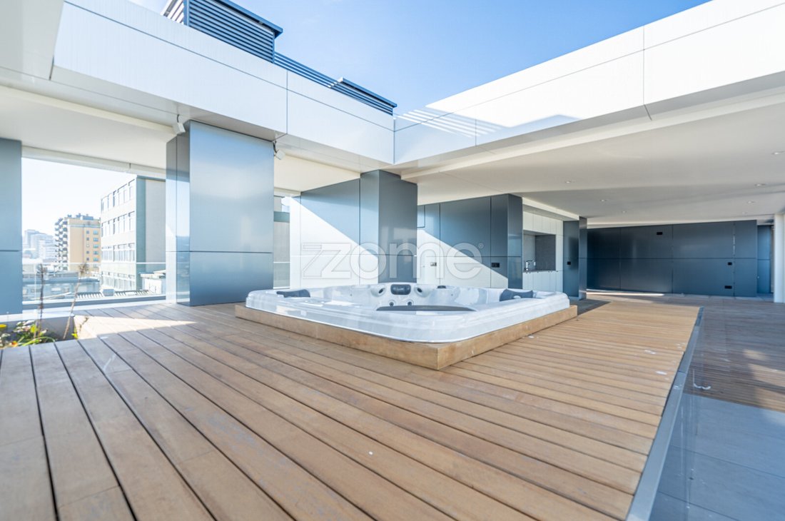 Apartment in Mafamude e Vilar do Paraiso, Porto District, Portugal 4 - 16758706