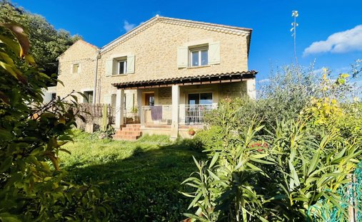 Country House in Piegon, Auvergne-Rhône-Alpes, France 1