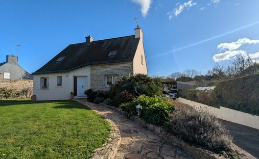 Castle for Sale in Ploërmel, Brittany, France