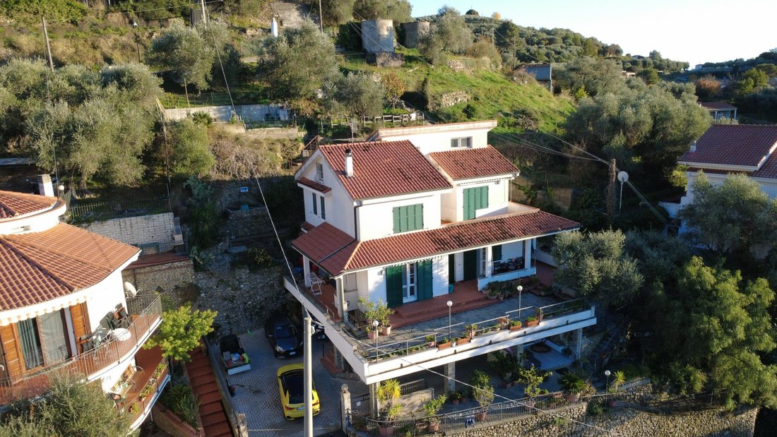 House in Taggia, Liguria, Italy 3 - 16715420