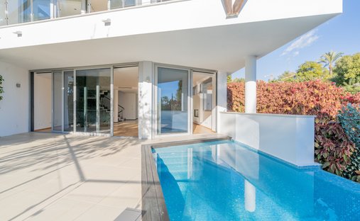 Villa in Sierra Blanca, Marbella, Spain 1