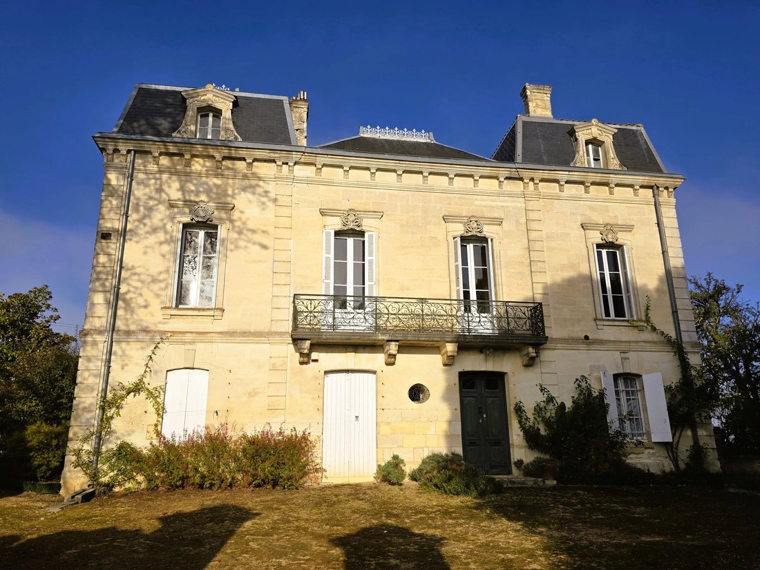 House in Saint-Vincent-de-Pertignas, Nouvelle-Aquitaine, France 2 - 16757945