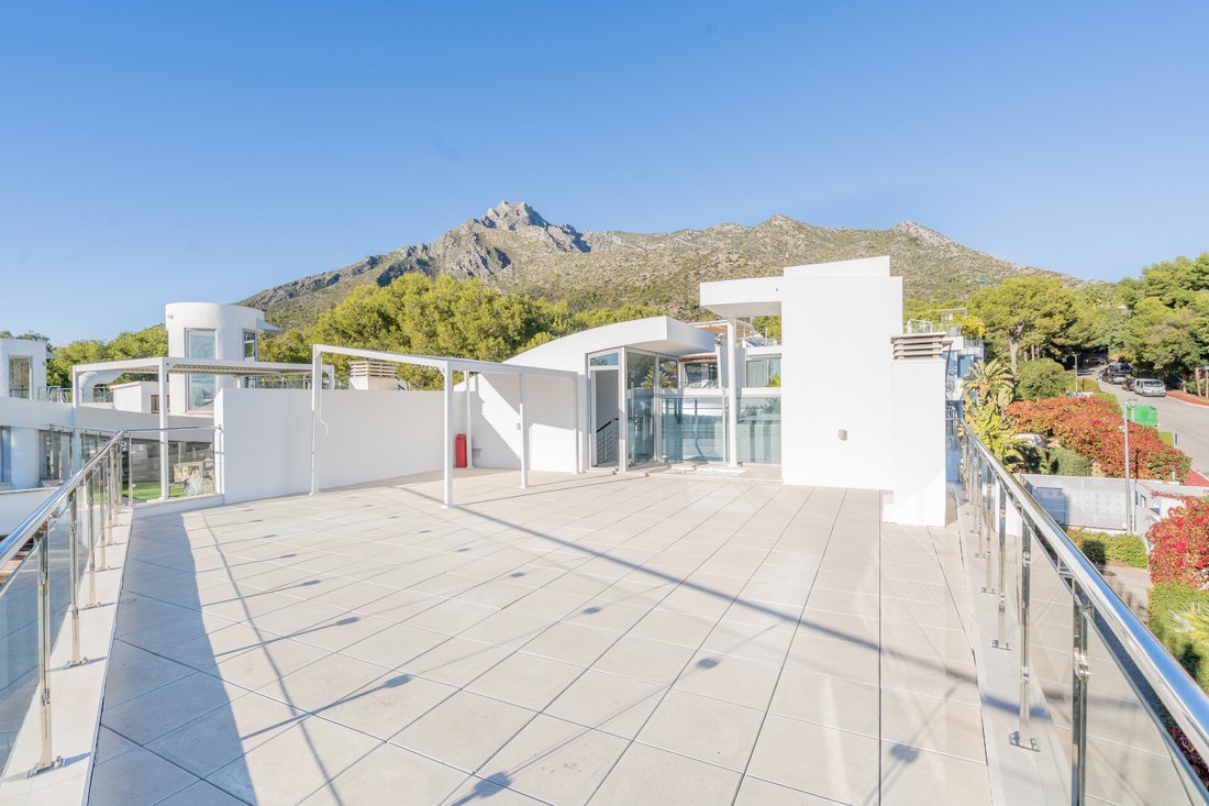 Villa in Sierra Blanca, Marbella, Spain 4 - 16760324