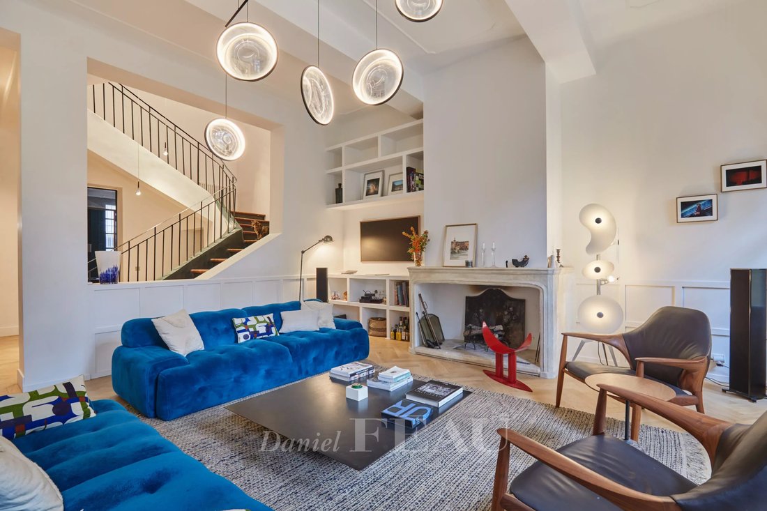 Townhouse in Comtale-Cente-Cours Mirabeau, Aix-en-Provence, France 2 - 16758359