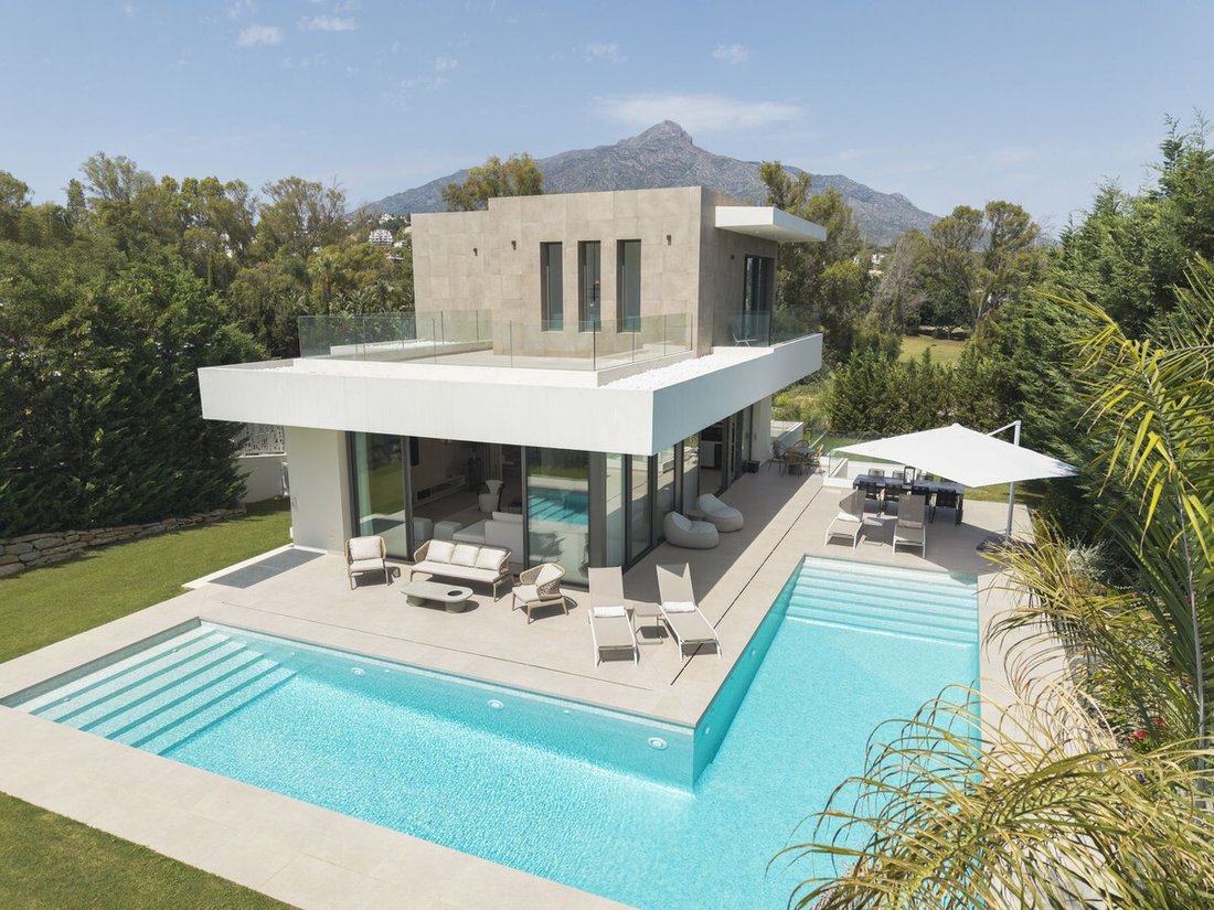 Villa in Nueva Andalucia, Marbella, Spain 5 - 16764967