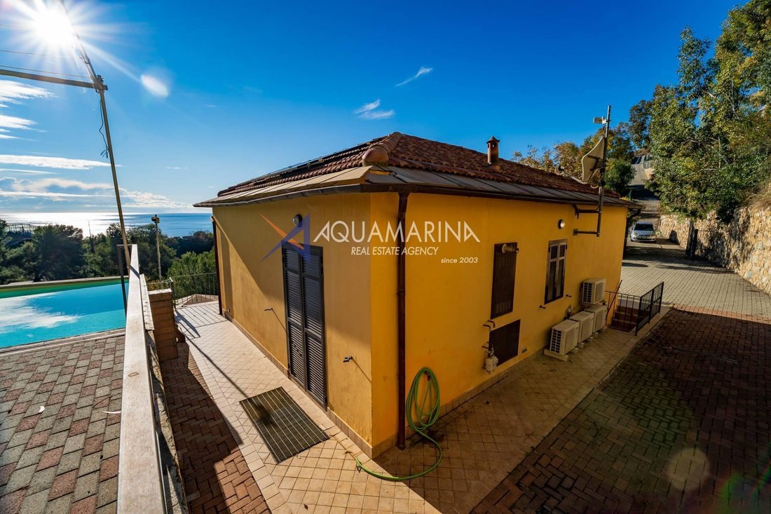 Villa in Cipressa, Liguria, Italy 4 - 16757520