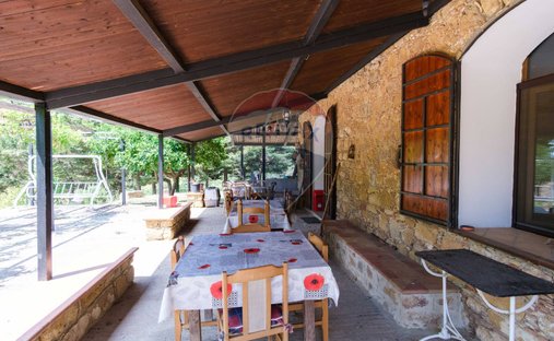 Castle for Sale in Piazza Armerina, Sicily, Italy
