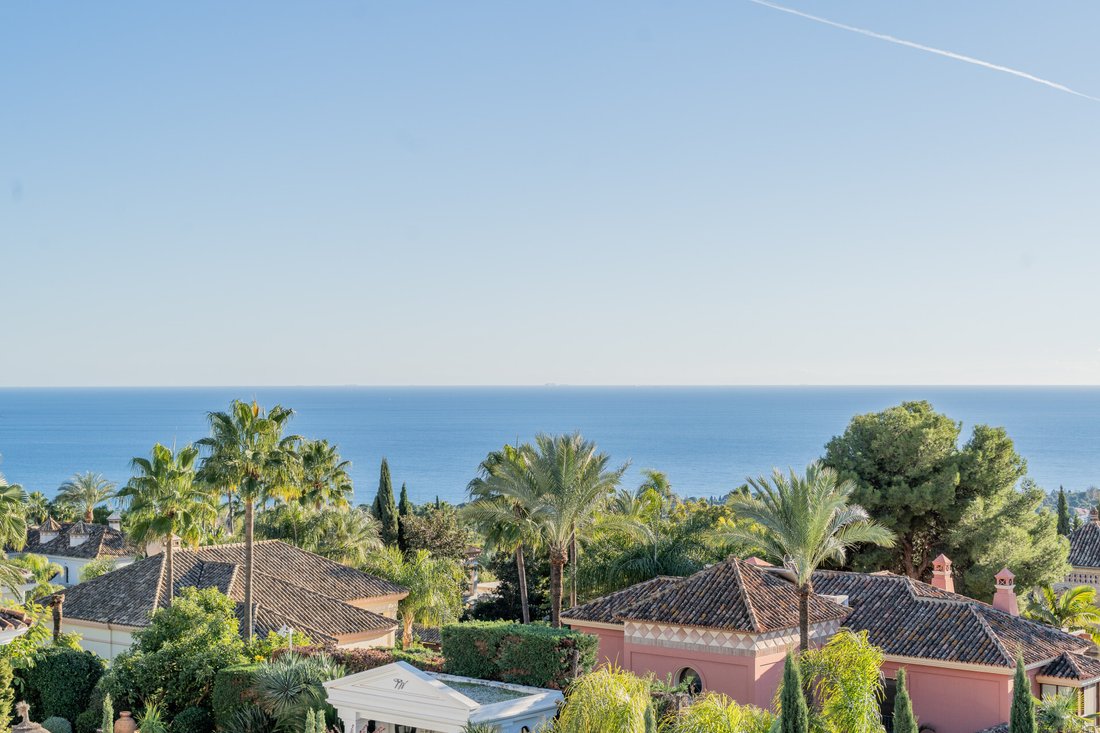 Villa in Sierra Blanca, Marbella, Spain 1 - 16760324