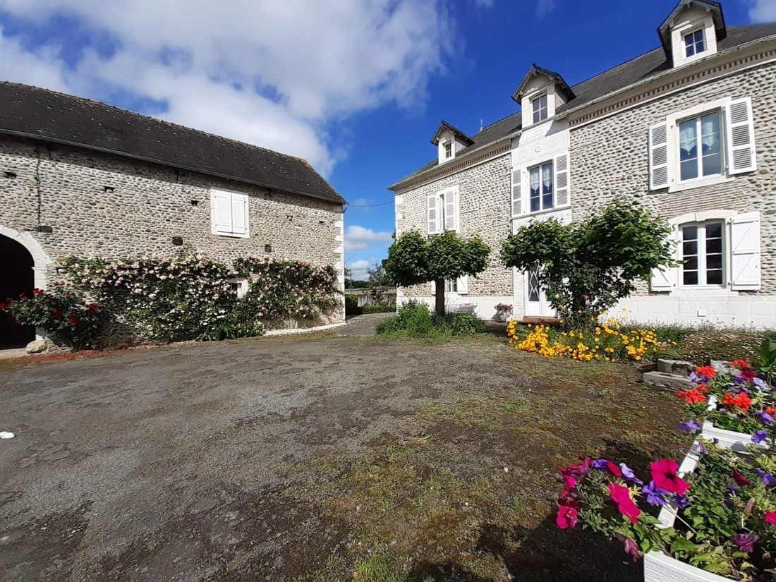 House in Pau, Nouvelle-Aquitaine, France 1 - 16762220