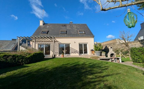 Castle for Sale in Ploërmel, Brittany, France