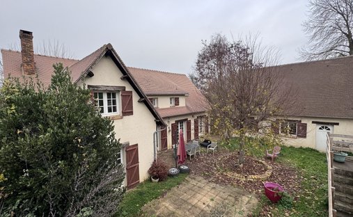 Maison à Vesly, Normandie, France 1