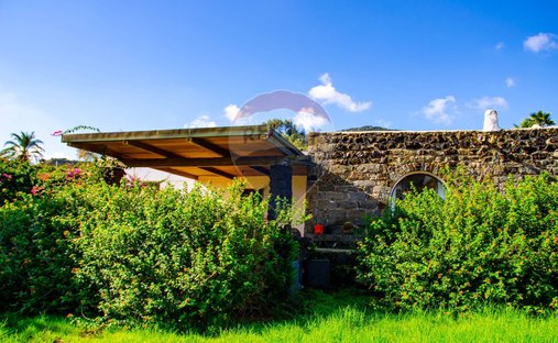 Villa a Isola di Pantelleria, Sicilia, Italia 1