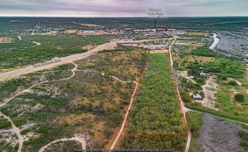 Land in Eagle Pass, Texas, United States 1