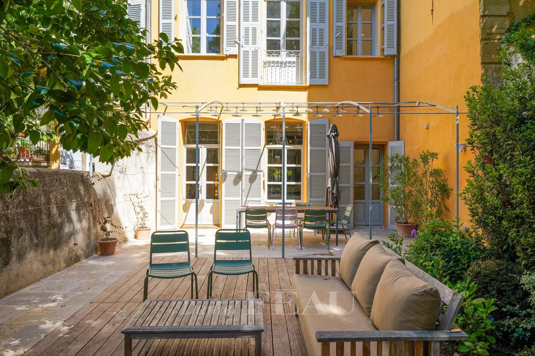 Townhouse in Comtale-Cente-Cours Mirabeau, Aix-en-Provence, France 4 - 16758359