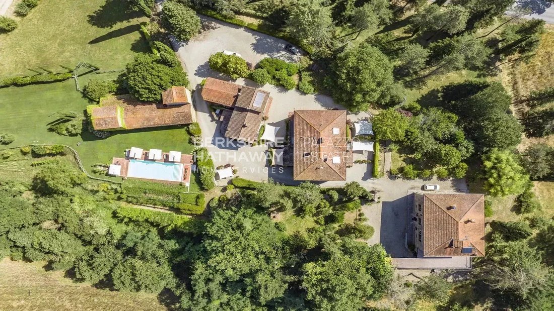 Estate in Anghiari, Tuscany, Italy 2 - 16762650