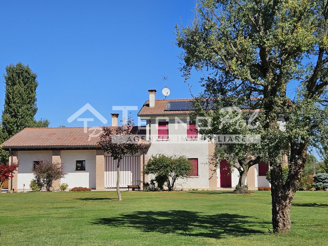 Villa in Campodarsego, Veneto, Italy 1 - 16762962