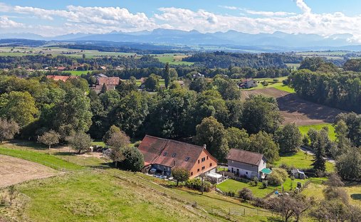 Farm Ranch in Ropraz, Vaud, Switzerland 1
