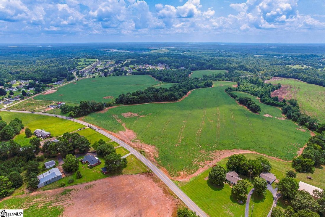 Farm Ranch in Inman, South Carolina, United States 2 - 16754362