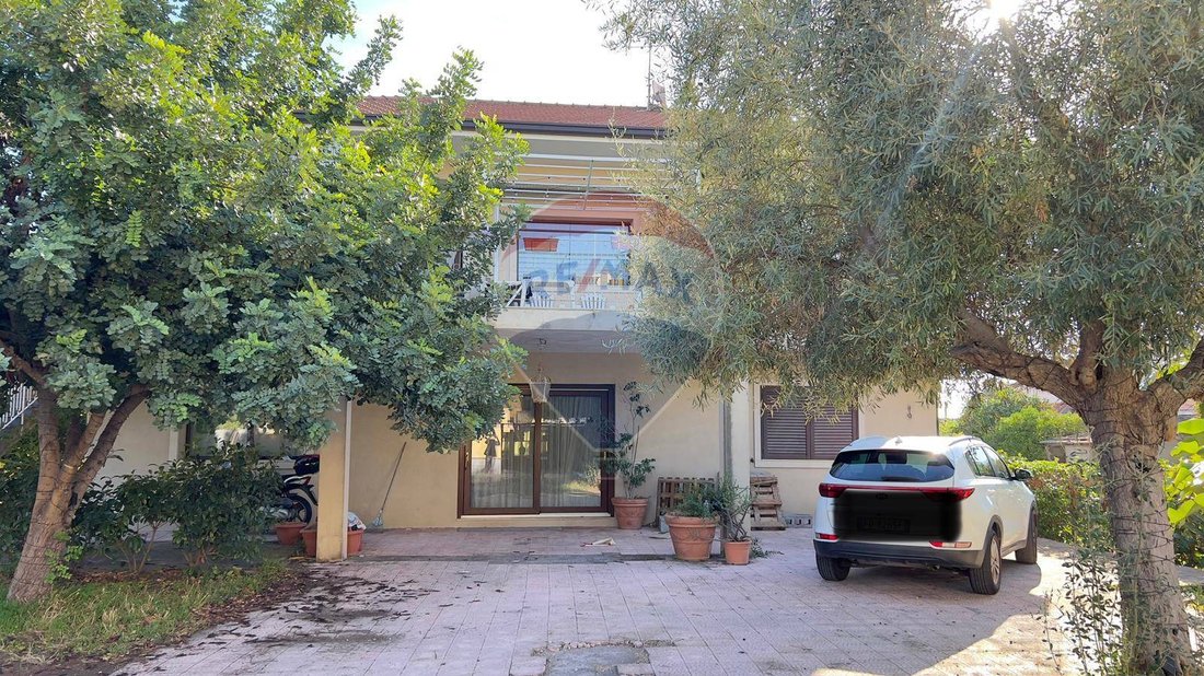 House in Tremestieri Etneo, Sicily, Italy 1 - 16763174