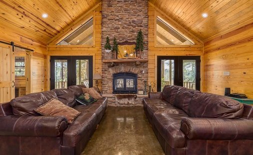 House in Huntington, Texas, United States 1