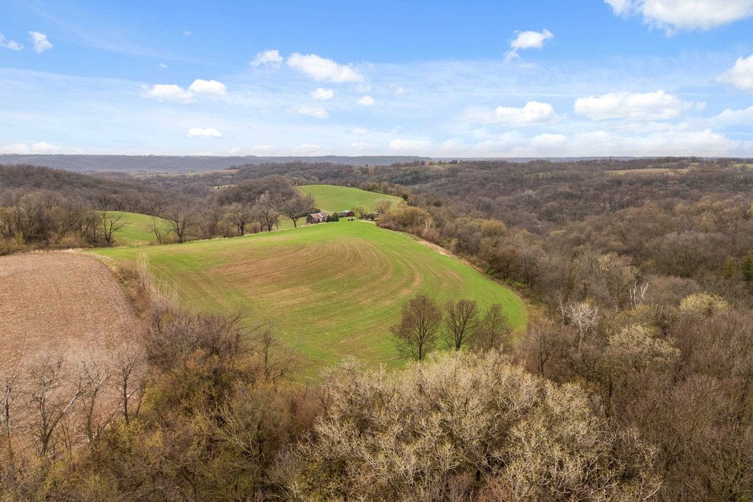 Land in Prairie du Chien, Wisconsin, United States 1 - 16755944