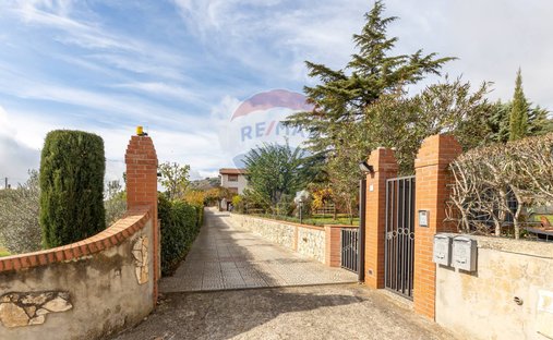 Castle for Sale in Piazza Armerina, Sicily, Italy