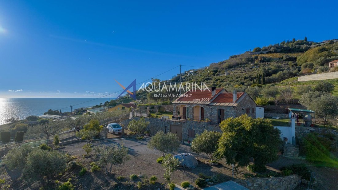 Villa in Cipressa, Liguria, Italy 4 - 16757534