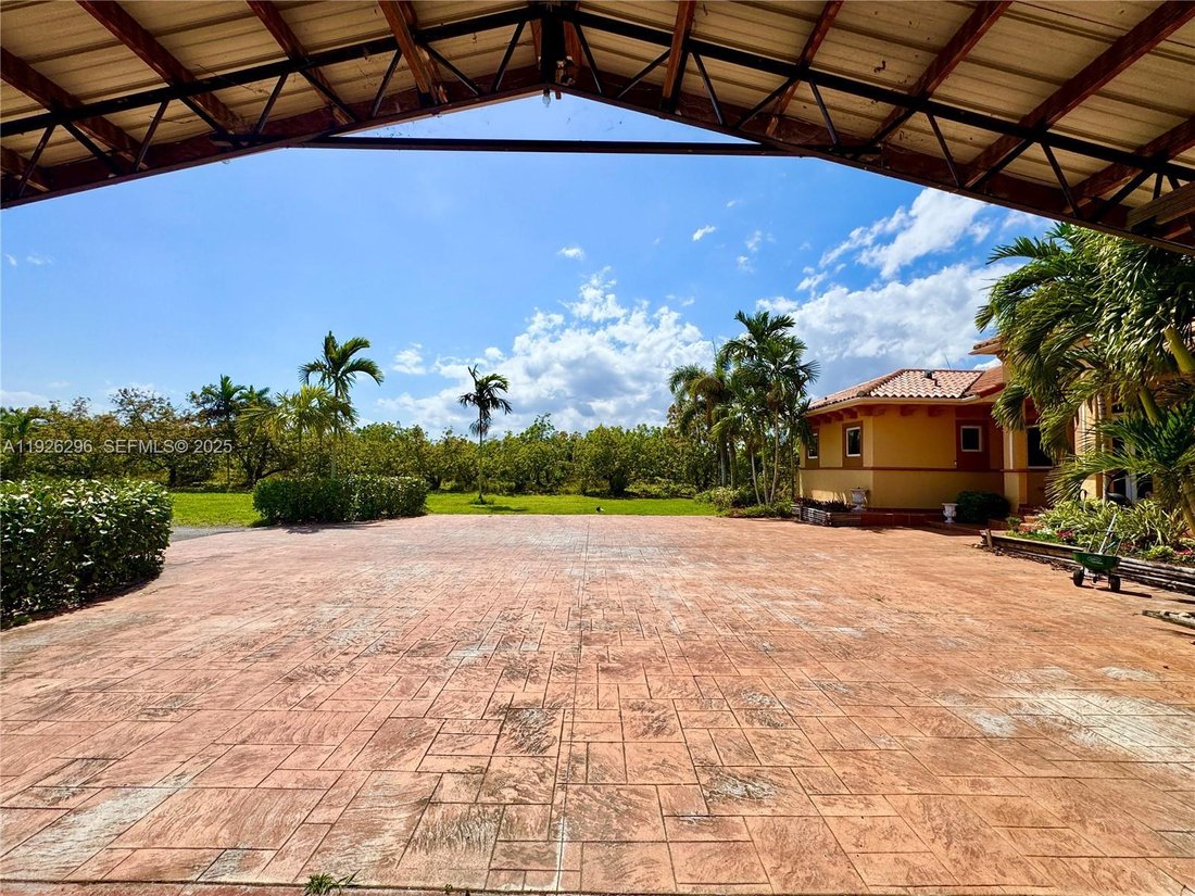 House in Miami, Florida, United States 5 - 16760543