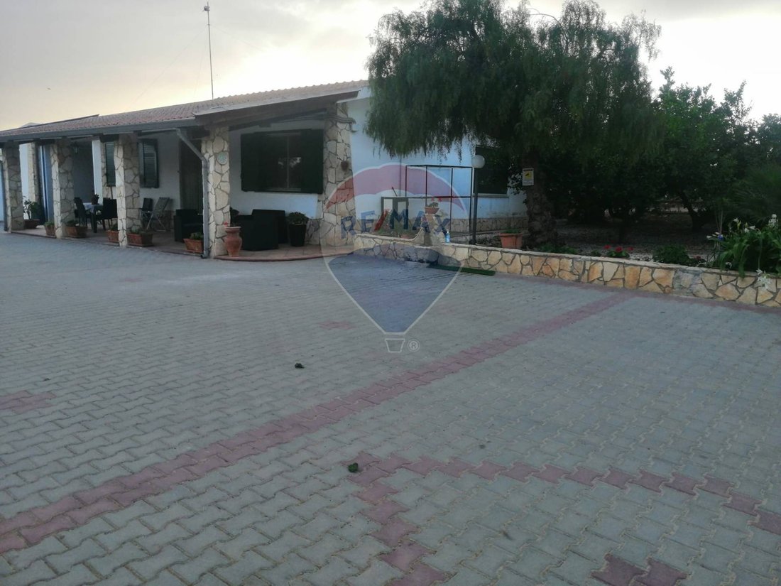 Farm Ranch in Mineo, Sicily, Italy 4 - 16763195