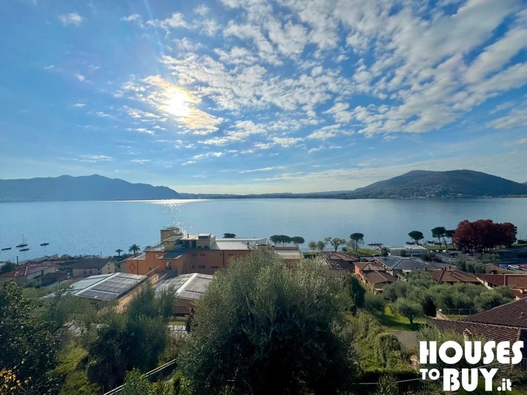 Villa in Predore, Lombardy, Italy 1 - 16764261