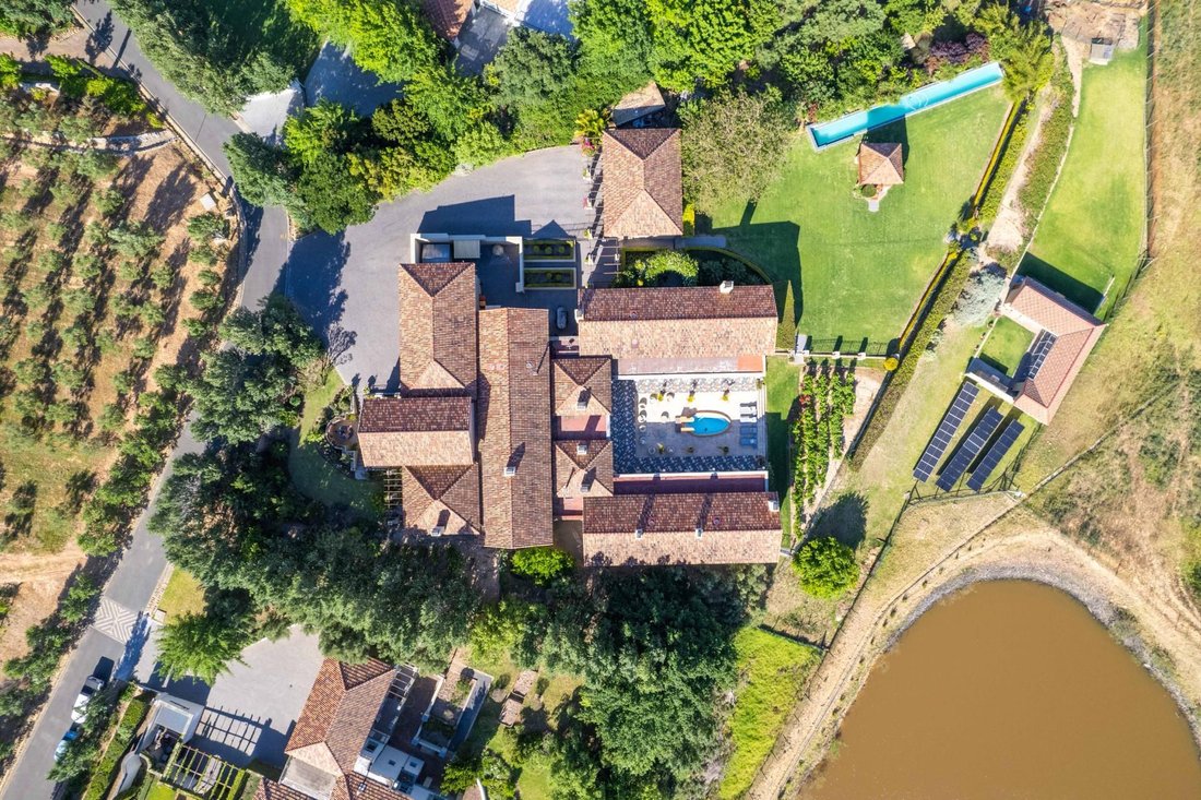 House in Paarl, Western Cape, South Africa 5 - 16758317